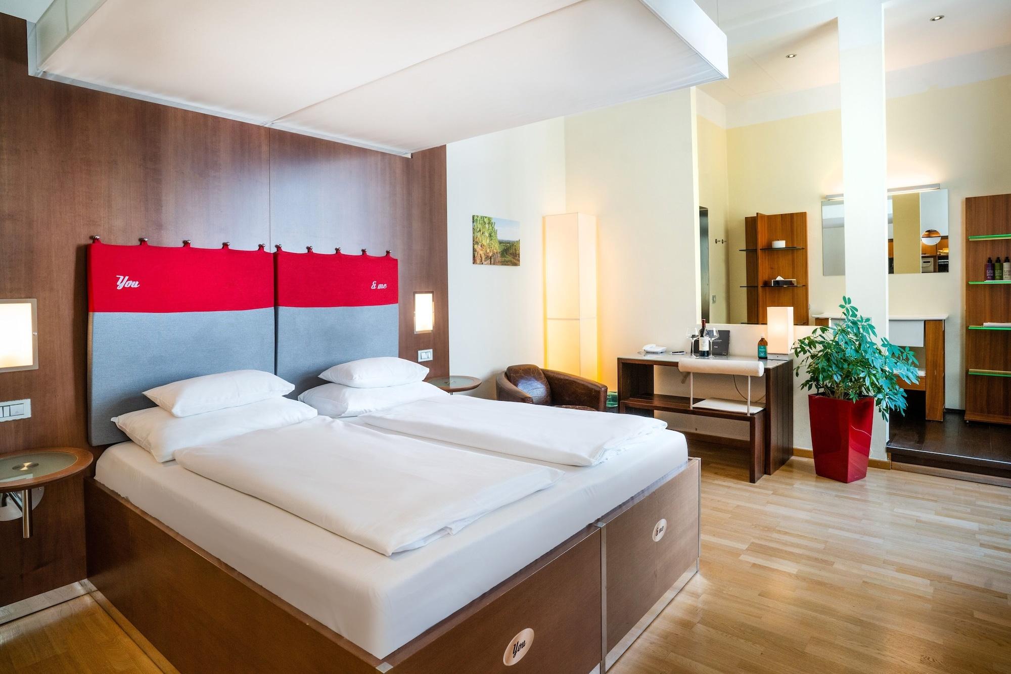 Hotel Rathaus - Wein & Design Vienna Exterior photo
