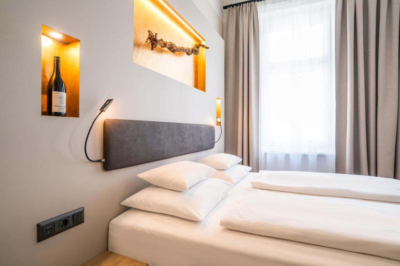 Hotel Rathaus - Wein & Design Vienna Exterior photo